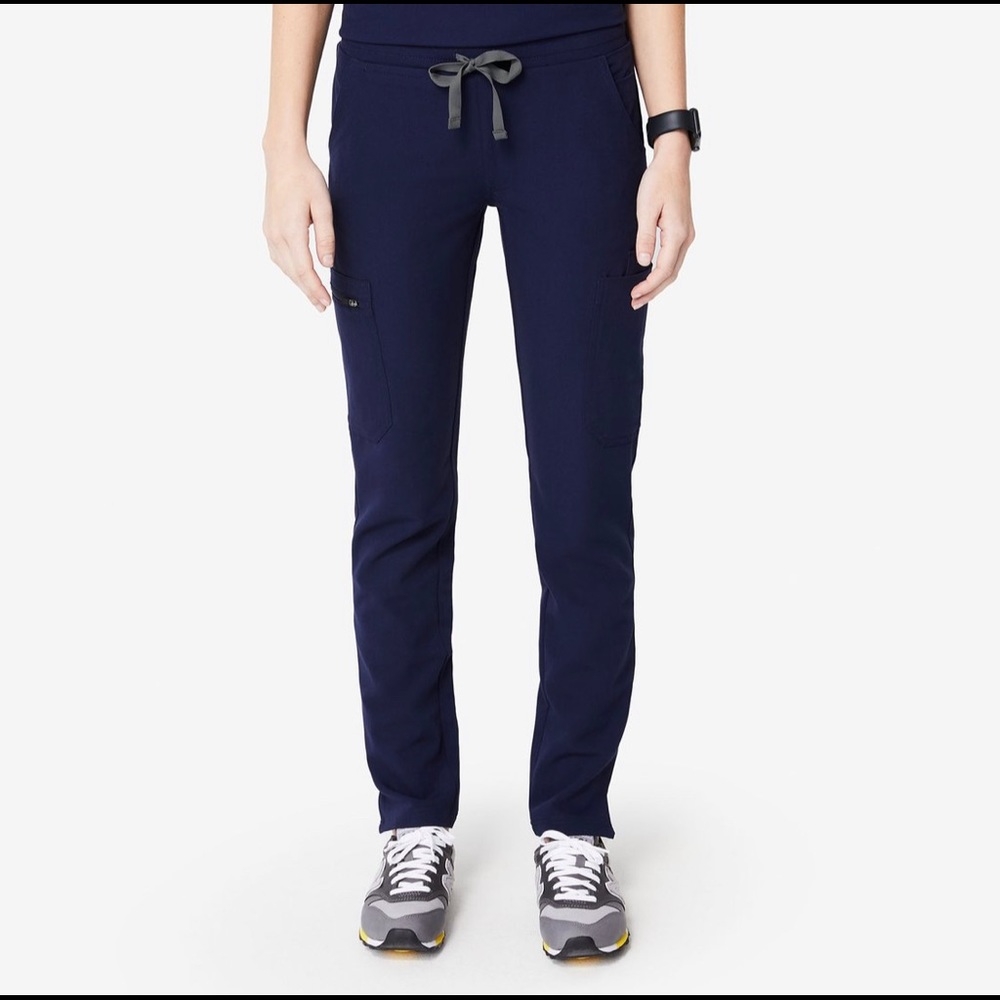 FIGS yola skinny scrub pant S navy - gently used